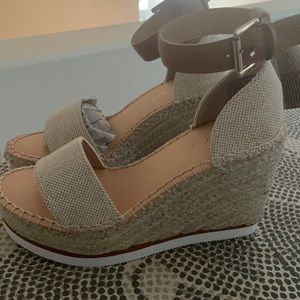 Madden Girl linen wedges